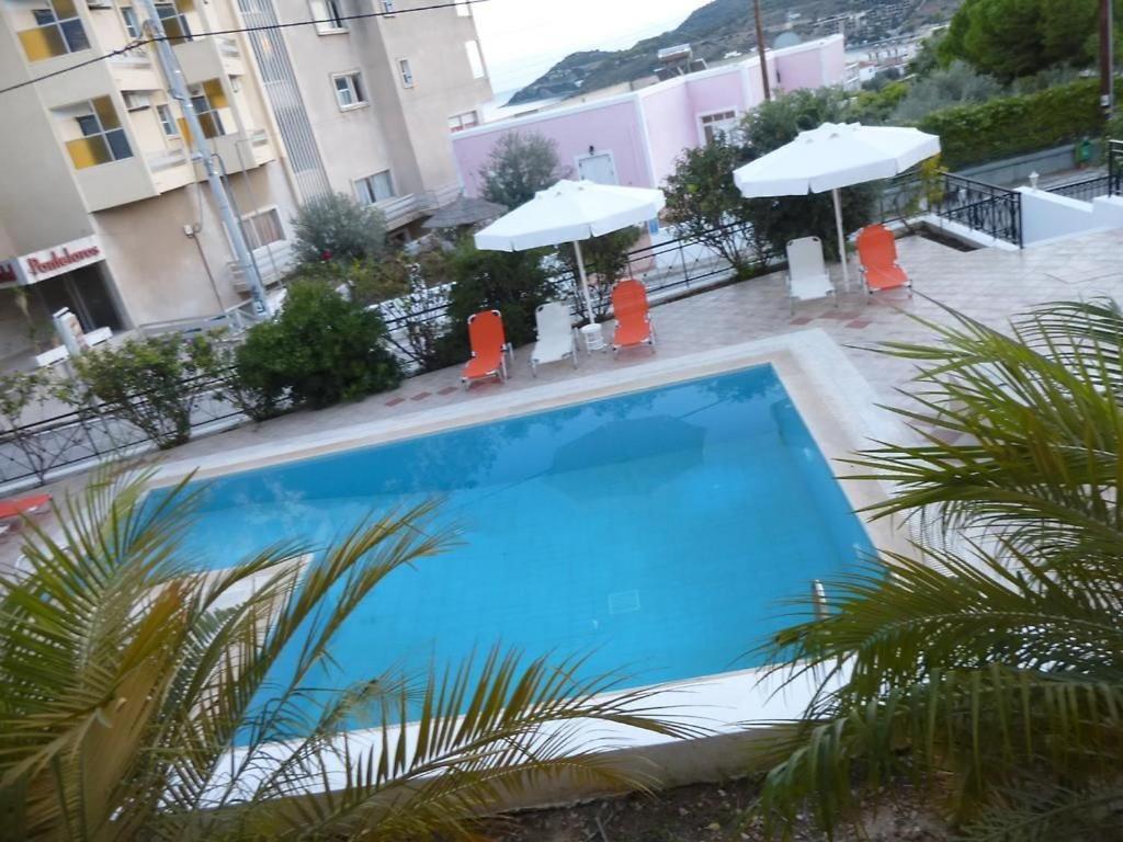 Anesis Apartments Agia Marina  المظهر الخارجي الصورة