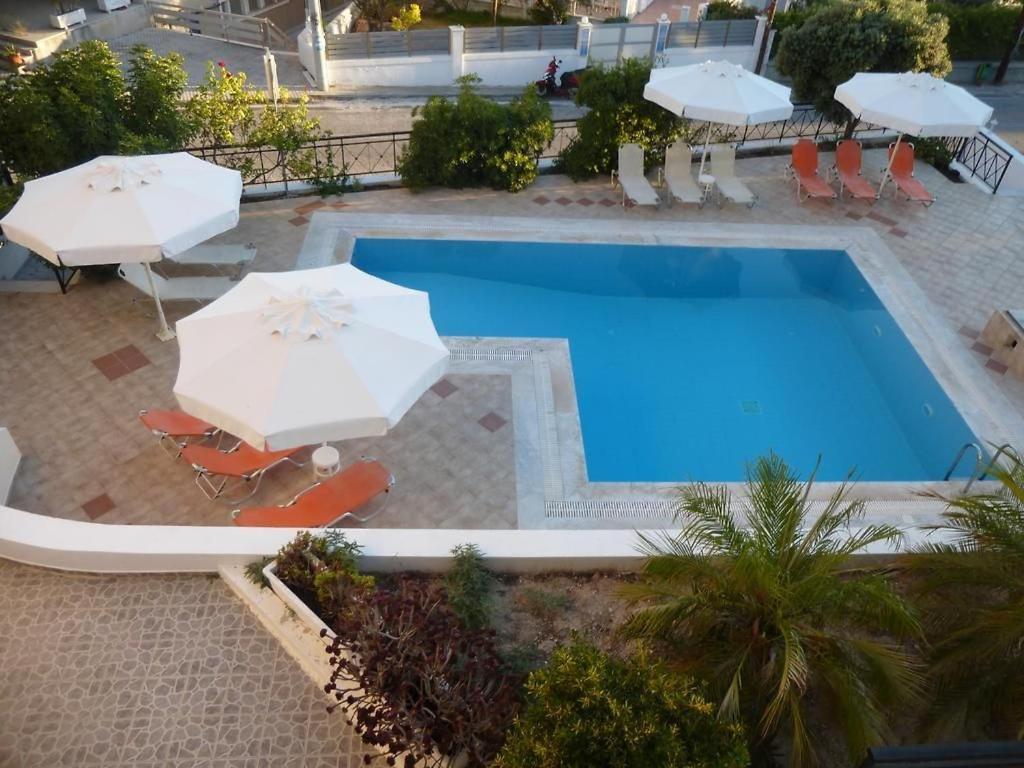 Anesis Apartments Agia Marina  المظهر الخارجي الصورة